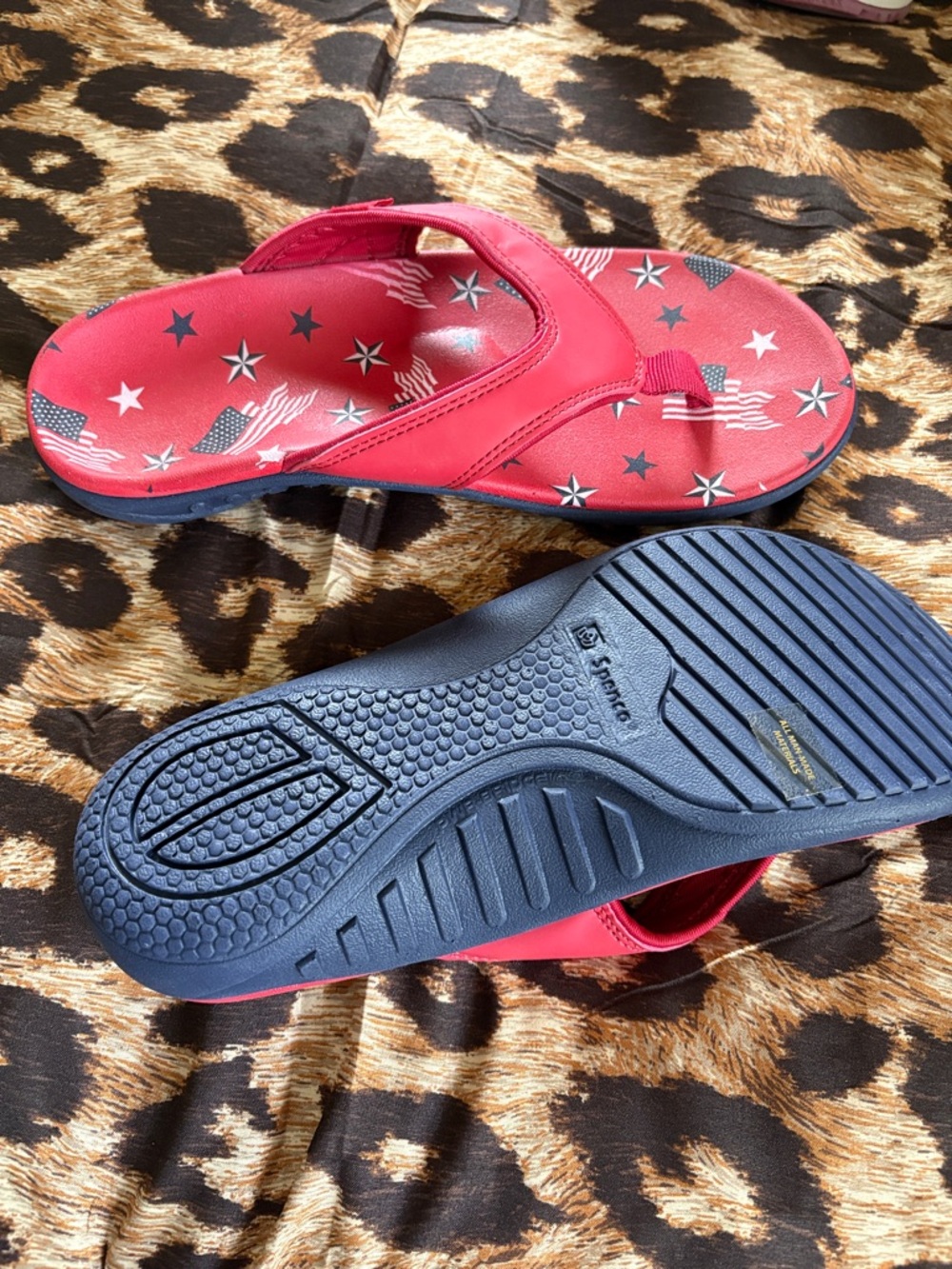 Red Star & Flag Print Flip Flop Sandals with Navy Soles